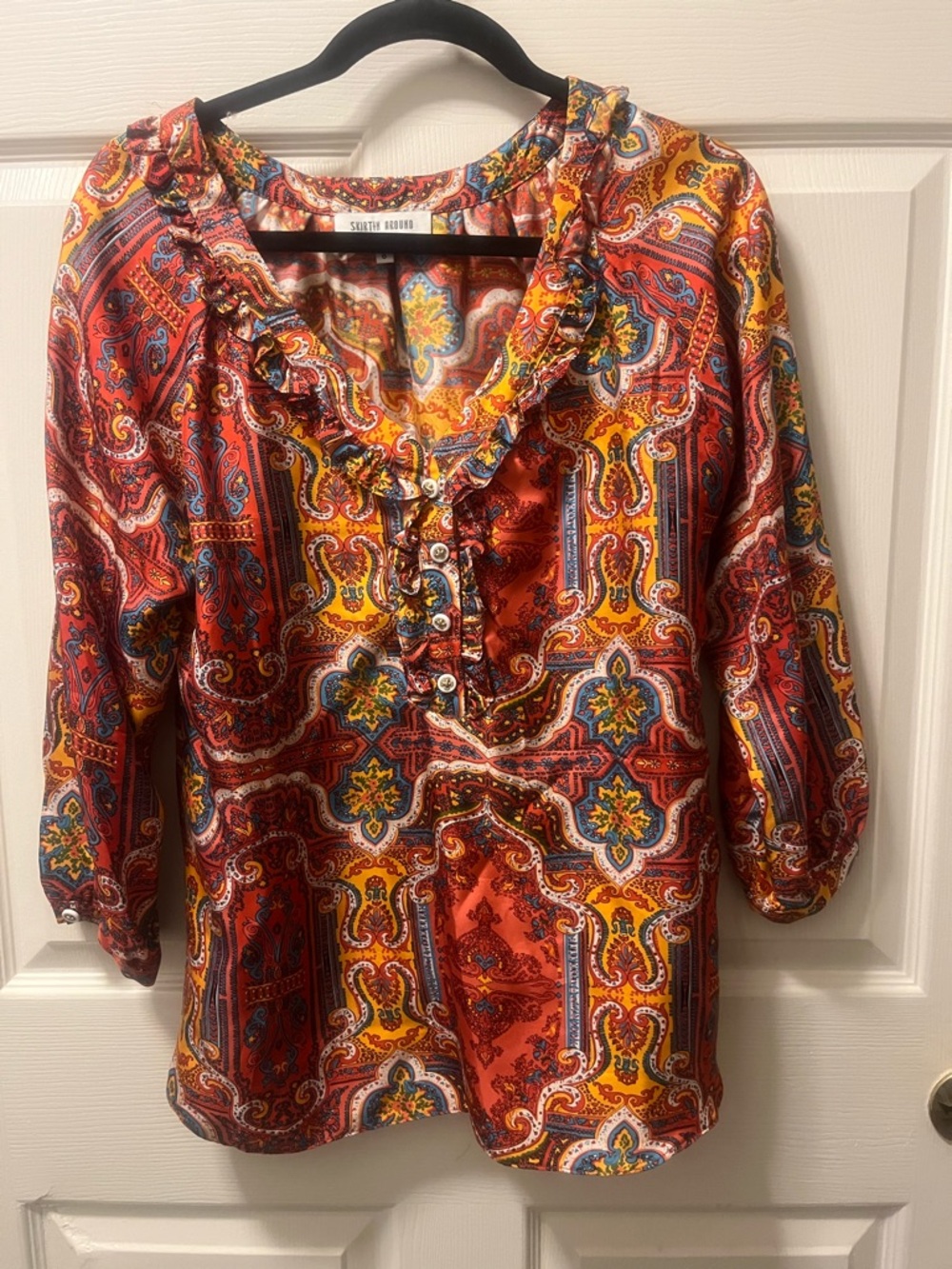Skirtin Around Silk Paisley Ruffle V-Neck Blouse Orange/Red Size 8. Bohemian‎
